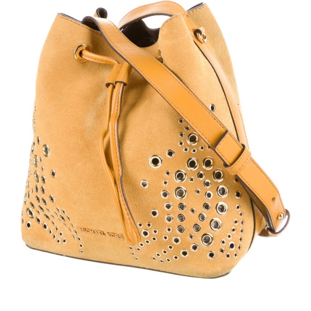Michael Kors BRAND NEW Crossbody Bucket Bag MIC234204 - Picture 3 of 6